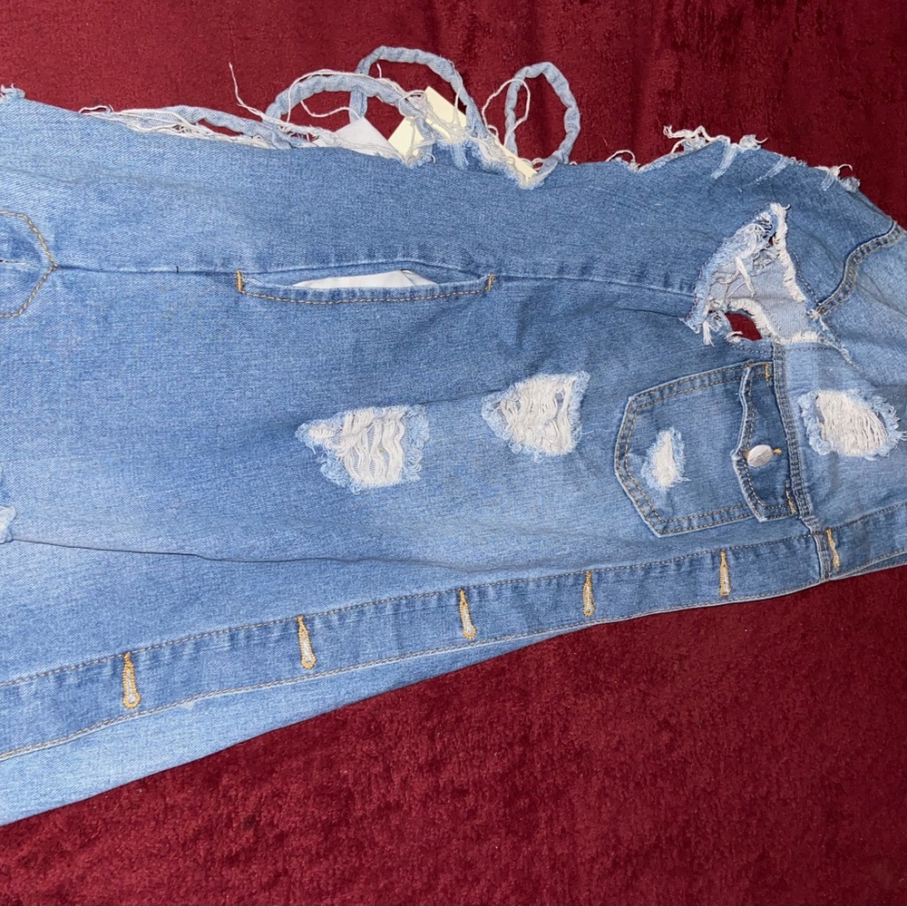 Denim Jacket Ripped - Picture 3 of 3